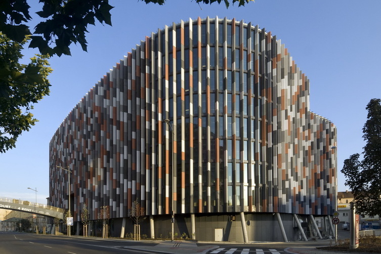 PSJ | Bürogebäude mit nachhaltiger Architektur